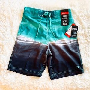 NWT Men’s Speedo Swim Trunks, Small